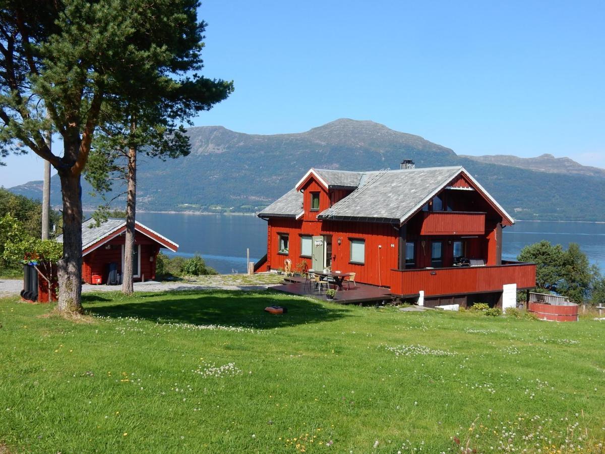 Rekdal Villa Vestnes Eksteriør billede